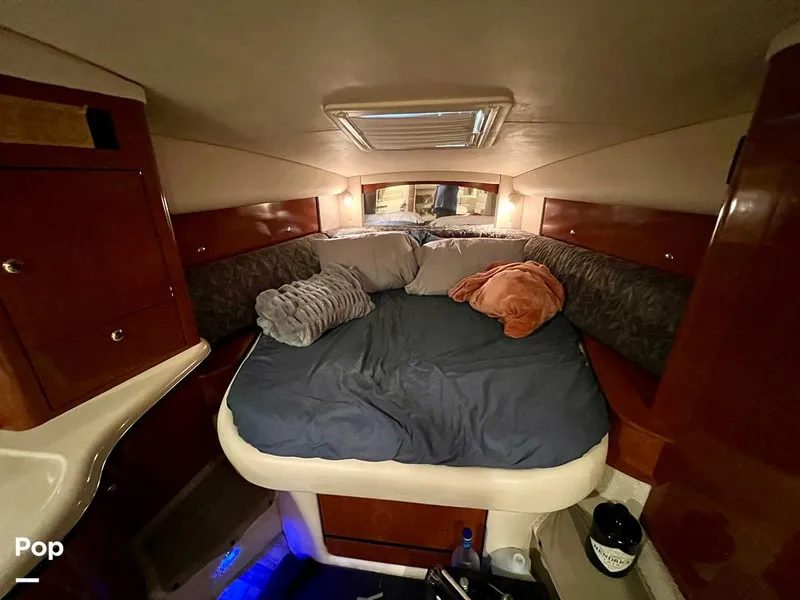 Slide: The Image of Sea Ray 320 Sundancer 2004 - 12821109