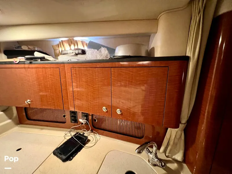 Slide: The Image of Sea Ray 320 Sundancer 2004 - 12821118