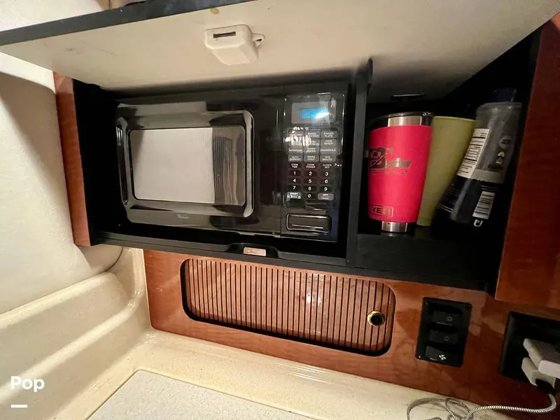 Slide: The Image of Sea Ray 320 Sundancer 2004 - 12821124