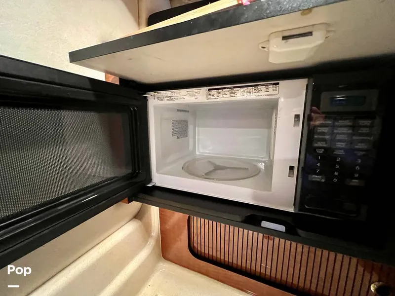 Slide: The Image of Sea Ray 320 Sundancer 2004 - 12821125