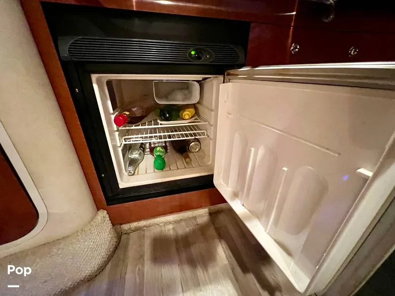 Slide: The Image of Sea Ray 320 Sundancer 2004 - 12821127