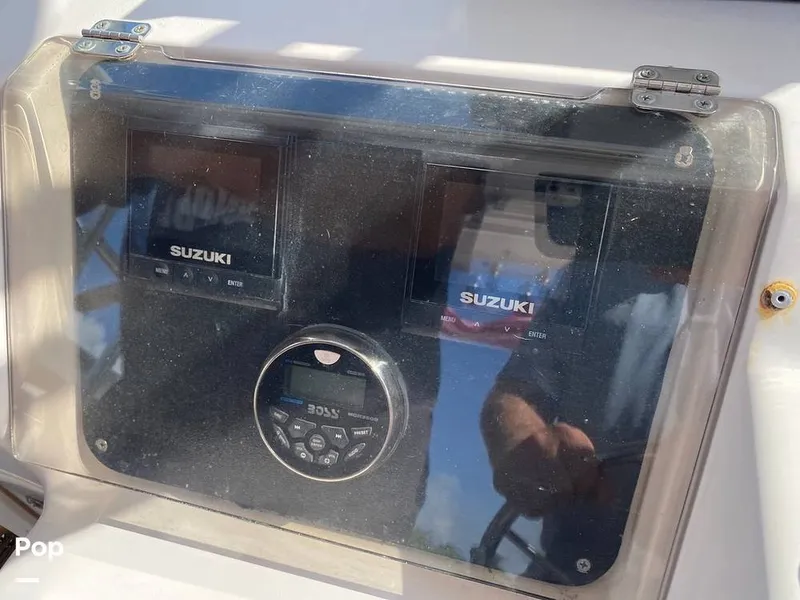 Slide: The Image of Grady-White 272 SAILFISH 2000 - 12838147