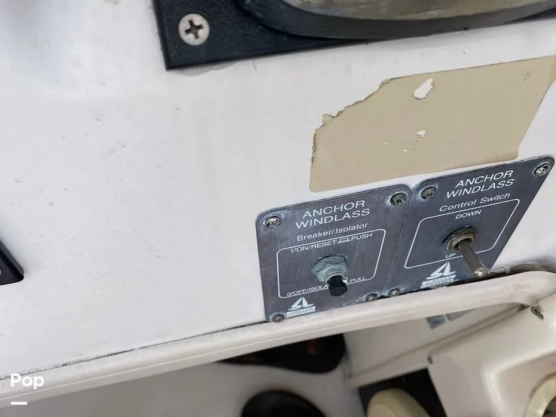 Slide: The Image of Grady-White 272 SAILFISH 2000 - 12838158