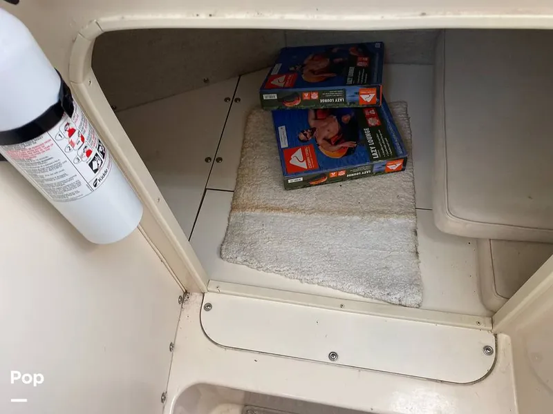 Slide: The Image of Grady-White 272 SAILFISH 2000 - 12838174