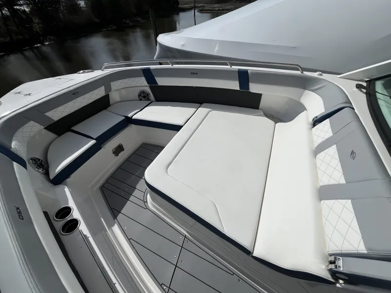 Slide: The Image of Chaparral 310 OSX 2024 - 20