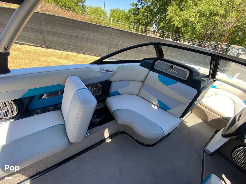 Slide: The Image of Malibu VLX 22 2016 - 12953559