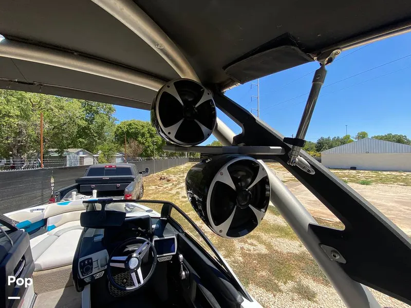 Slide: The Image of Malibu VLX 22 2016 - 12953570