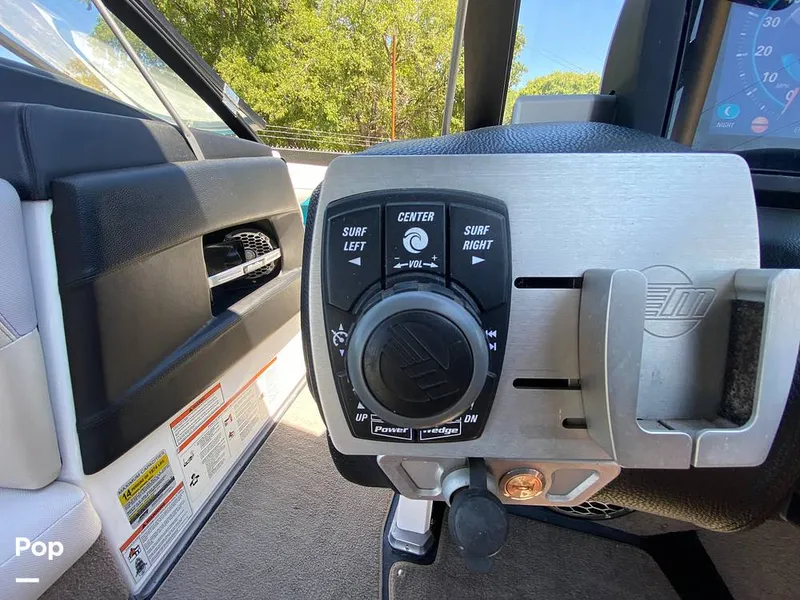 Slide: The Image of Malibu VLX 22 2016 - 12953582