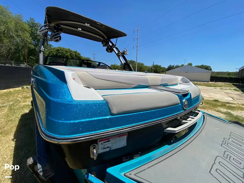 Slide: The Image of Malibu VLX 22 2016 - 12953552