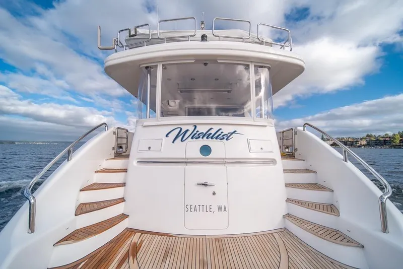 Slide: The Image of Horizon 73' motor yacht 2009 - 58