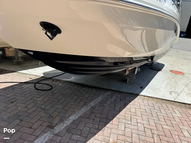 Slide: The Image of Sea Ray SDX 250 OB 2019 - 16521073