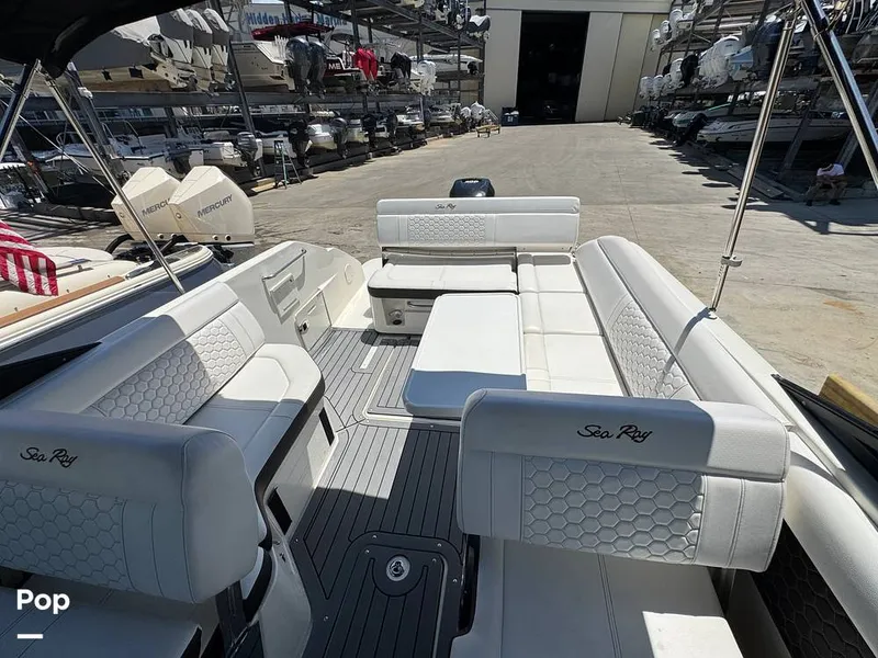 Slide: The Image of Sea Ray SDX 250 OB 2019 - 16521152