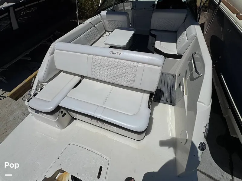 Slide: The Image of Sea Ray SDX 250 OB 2019 - 16521087