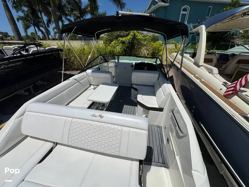 Slide: The Image of Sea Ray SDX 250 OB 2019 - 16521086