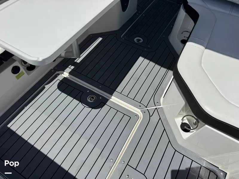 Slide: The Image of Sea Ray SDX 250 OB 2019 - 16521094