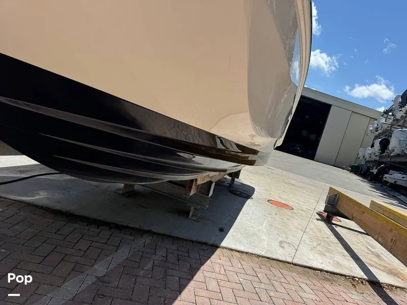 Slide: The Image of Sea Ray SDX 250 OB 2019 - 16521074