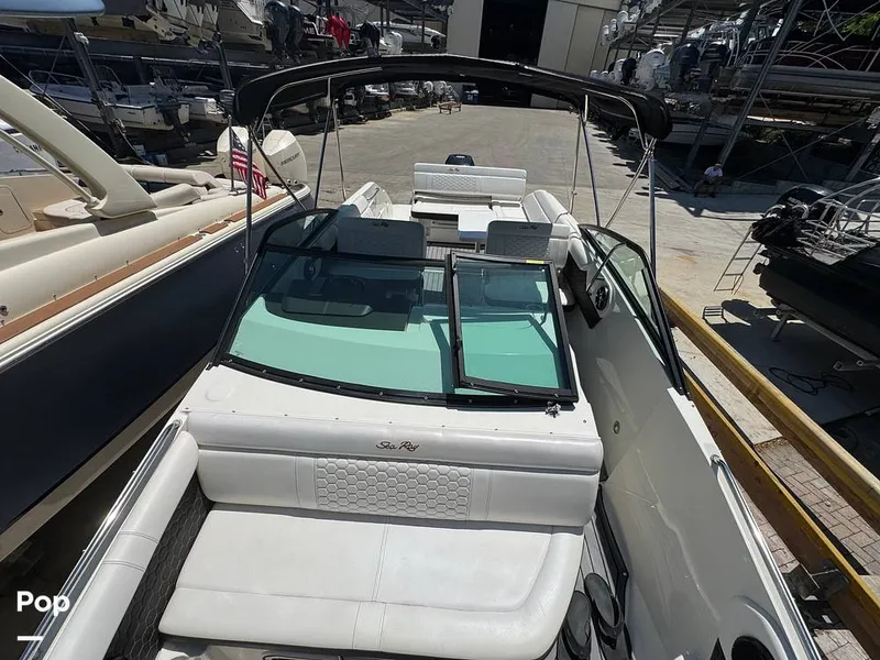 Slide: The Image of Sea Ray SDX 250 OB 2019 - 16521147