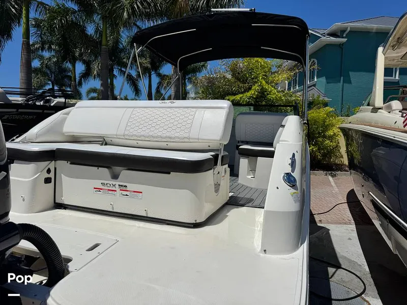 Slide: The Image of Sea Ray SDX 250 OB 2019 - 16521081