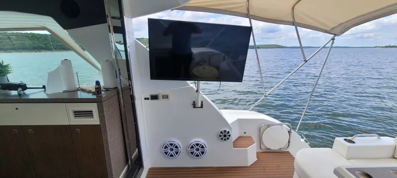 Slide: The Image of Cruisers 48 Cantius 2011 - 17