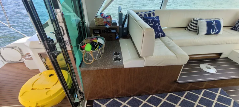 Slide: The Image of Cruisers 48 Cantius 2011 - 21