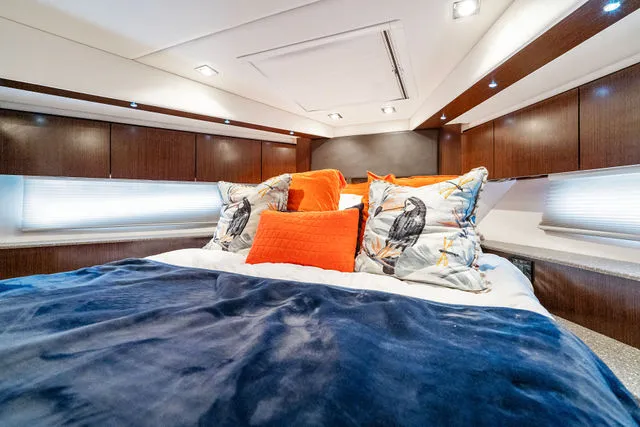 Slide: The Image of Cruisers 48 Cantius 2011 - 72