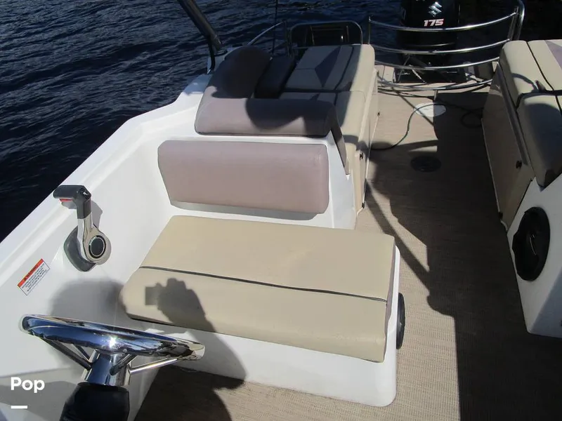 Slide: The Image of Caravelle 246 FS 2015 - 12945306