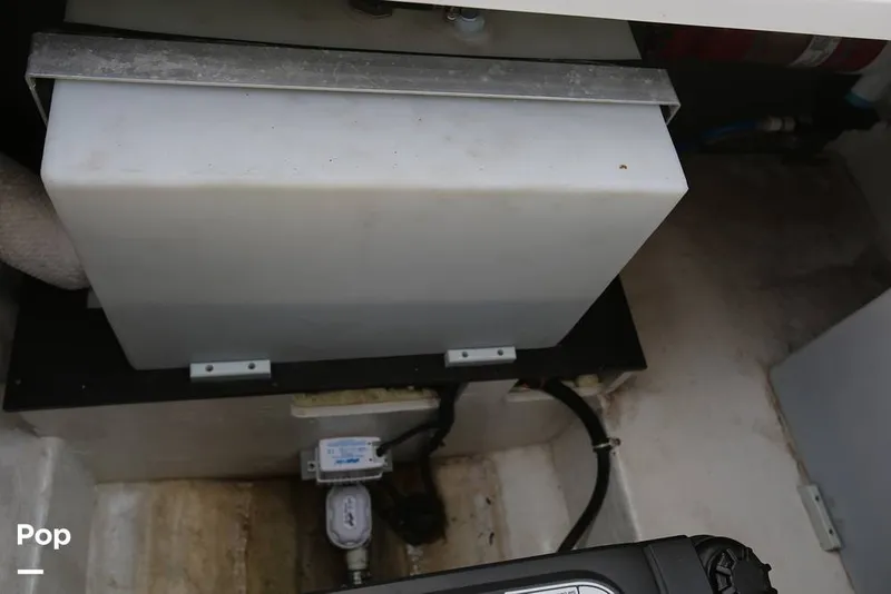 Slide: The Image of Monterey 295 Sport Yacht 2019 - 12819393