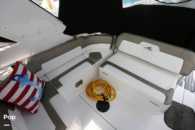 Slide: The Image of Monterey 295 Sport Yacht 2019 - 12819292