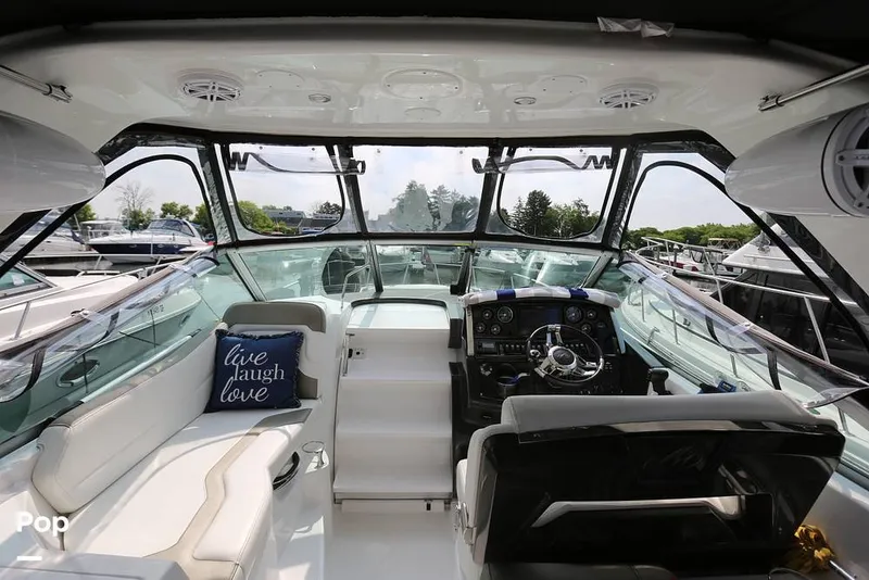 Slide: The Image of Monterey 295 Sport Yacht 2019 - 12819301