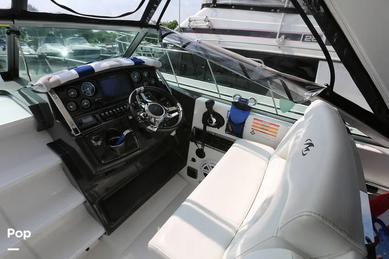 Slide: The Image of Monterey 295 Sport Yacht 2019 - 12819314