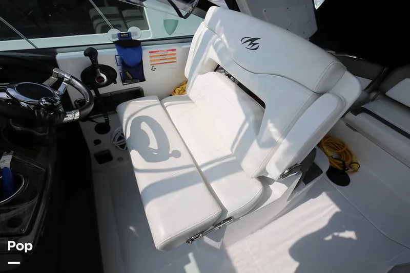 Slide: The Image of Monterey 295 Sport Yacht 2019 - 12819317