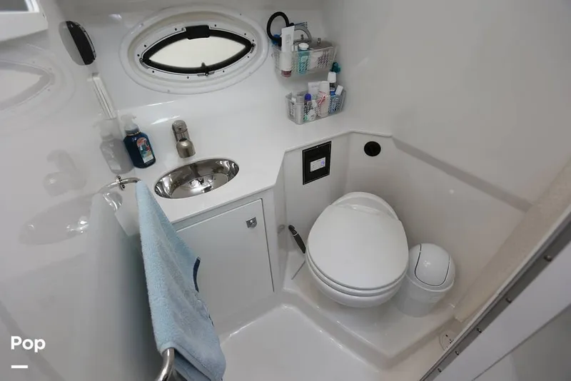 Slide: The Image of Monterey 295 Sport Yacht 2019 - 12819376