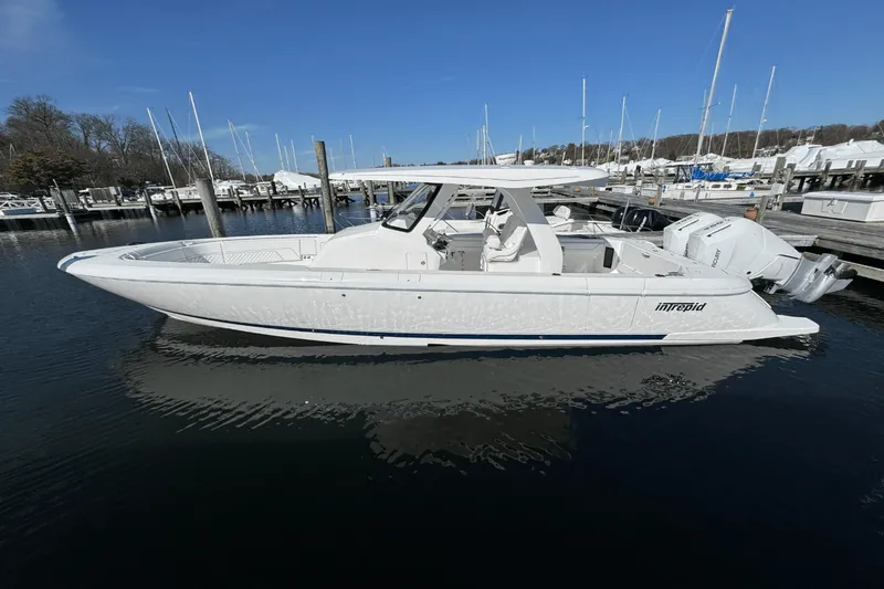 The Image of Intrepid 345 NOMAD SE 2025 - 0
