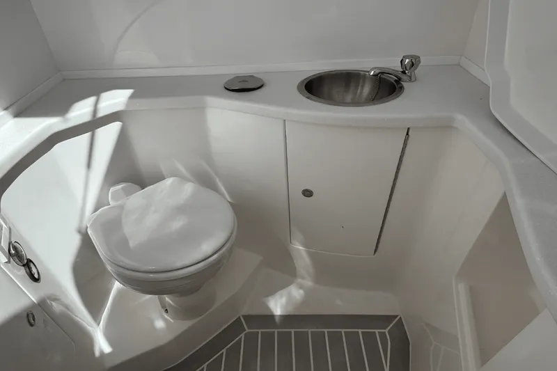 Slide: The Image of Intrepid 345 NOMAD SE 2025 - 52