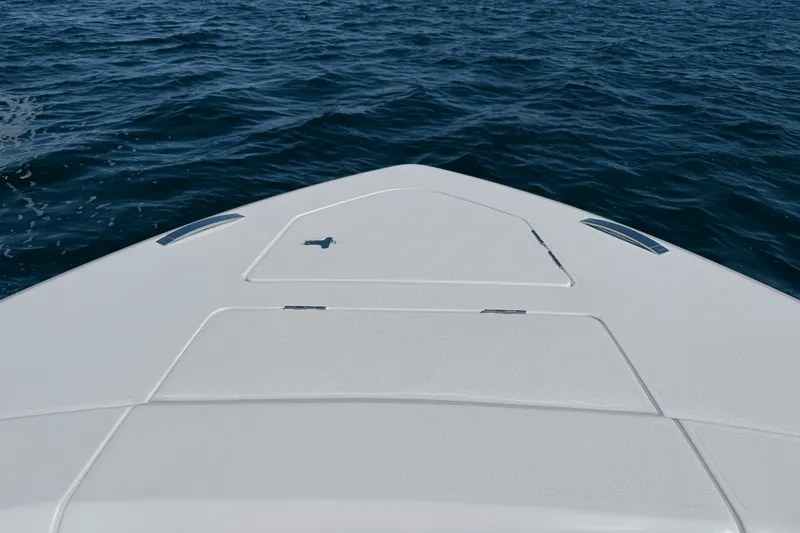 Slide: The Image of Intrepid 345 NOMAD SE 2025 - 69