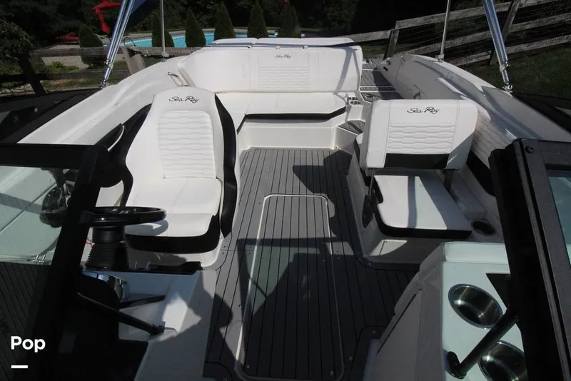 Slide: The Image of Sea Ray SPX 210 2021 - 12903641