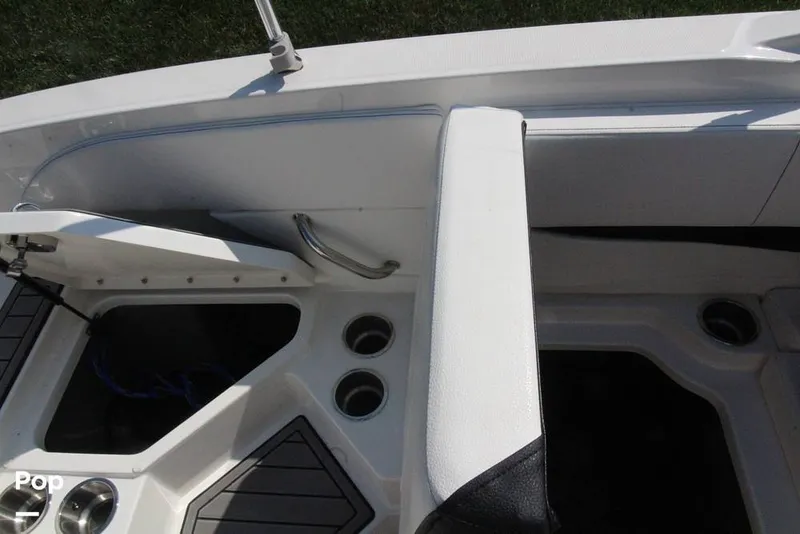 Slide: The Image of Sea Ray SPX 210 2021 - 12903678