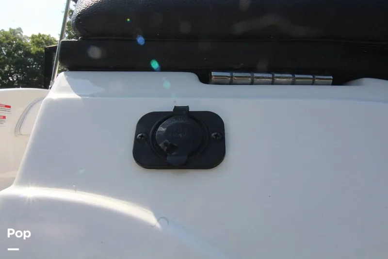 Slide: The Image of 12 V DC Outlets - 12903704