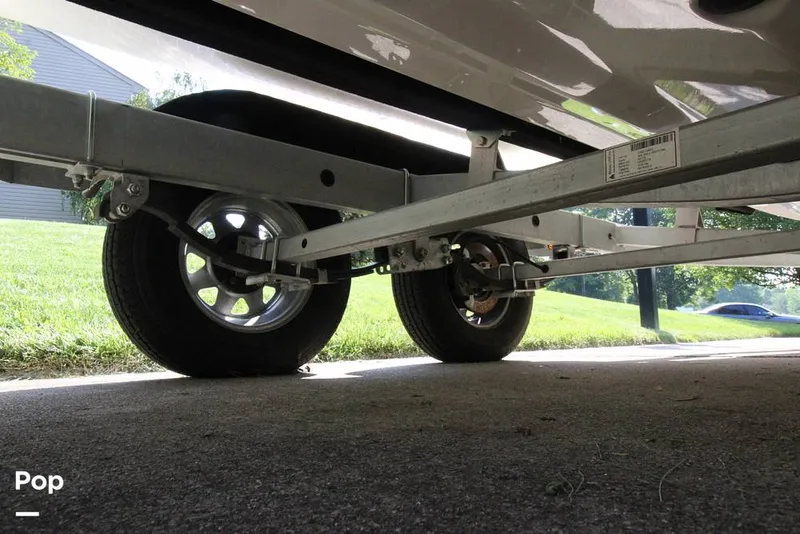 Slide: The Image of Sea Ray SPX 210 2021 - 12903732