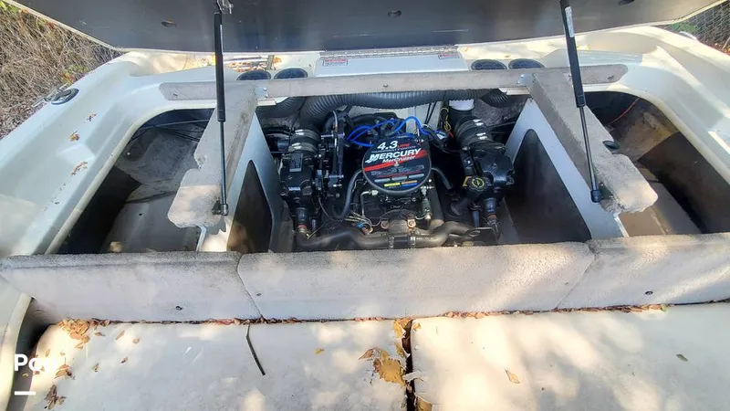 Slide: The Image of Sea Ray 185 Bowrider 2004 - 13062873