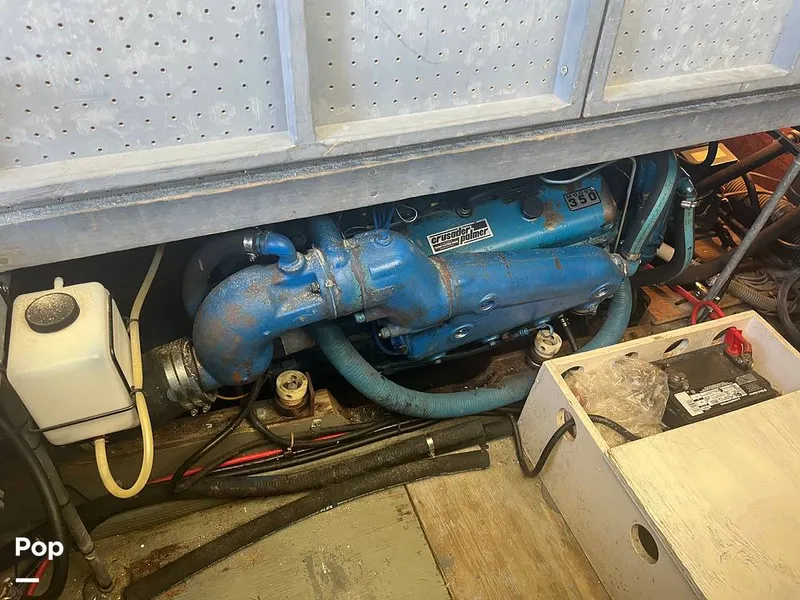 Slide: The Image of Egg Harbor 40 Flybridge Sedan Cruiser 1974 - 12986424