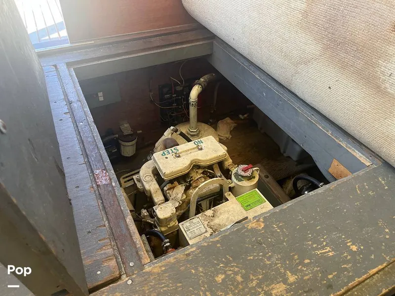 Slide: The Image of Egg Harbor 40 Flybridge Sedan Cruiser 1974 - 12986427