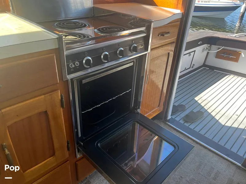 Slide: The Image of Egg Harbor 40 Flybridge Sedan Cruiser 1974 - 12986433