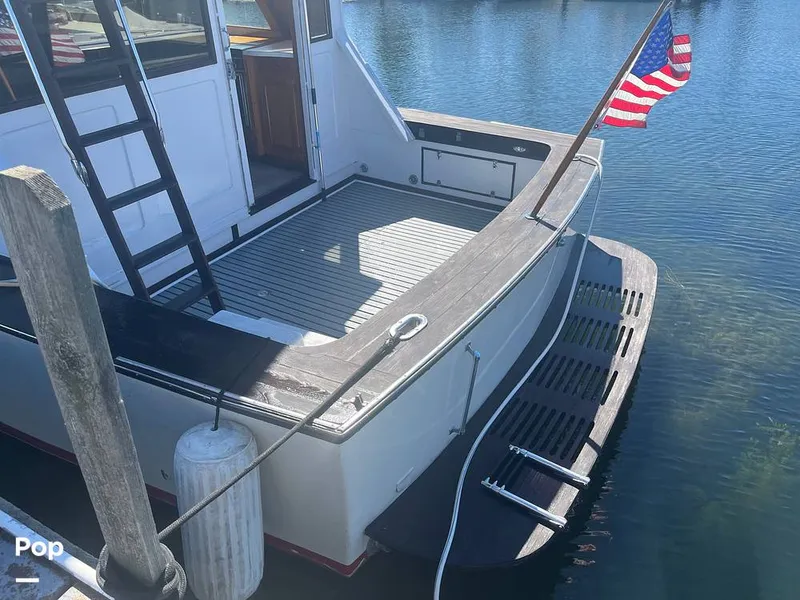 Slide: The Image of Egg Harbor 40 Flybridge Sedan Cruiser 1974 - 12948686