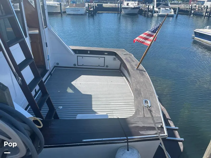 Slide: The Image of Egg Harbor 40 Flybridge Sedan Cruiser 1974 - 12948687