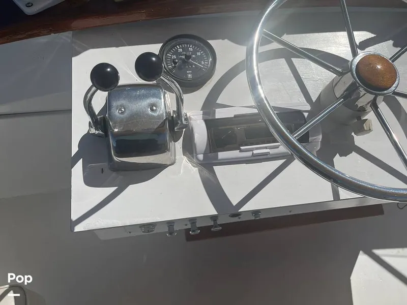 Slide: The Image of Egg Harbor 40 Flybridge Sedan Cruiser 1974 - 12948716