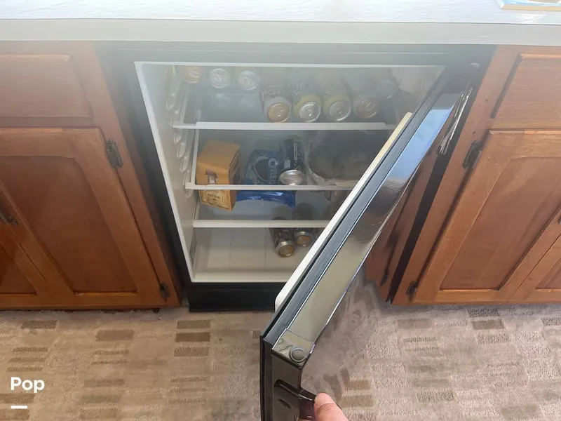 Slide: The Image of Egg Harbor 40 Flybridge Sedan Cruiser 1974 - 12948734