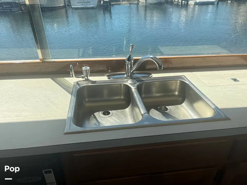 Slide: The Image of Egg Harbor 40 Flybridge Sedan Cruiser 1974 - 12948736