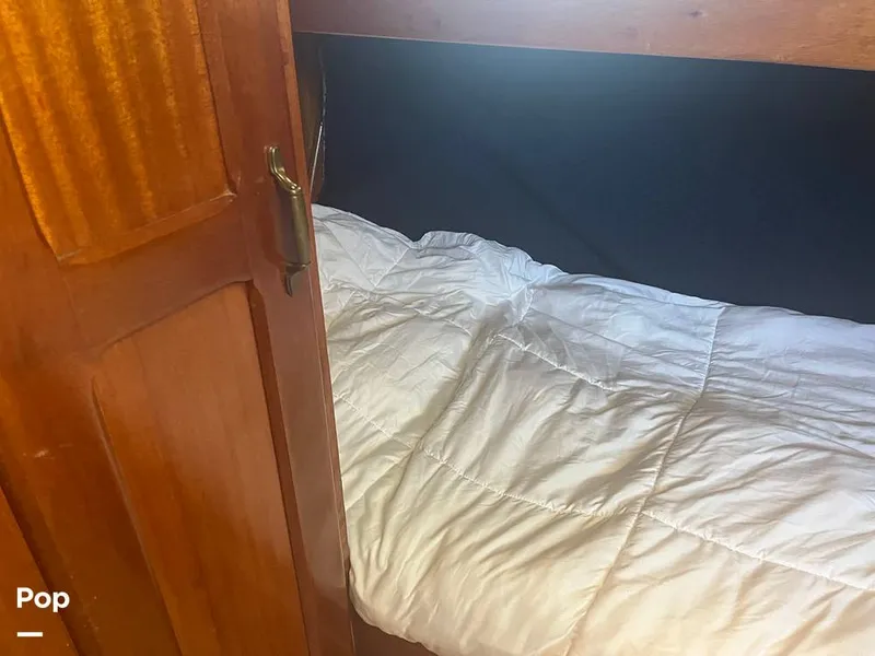 Slide: The Image of Egg Harbor 40 Flybridge Sedan Cruiser 1974 - 12986364