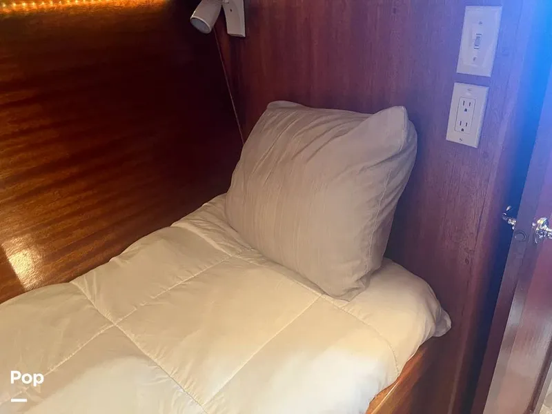 Slide: The Image of Egg Harbor 40 Flybridge Sedan Cruiser 1974 - 12986366